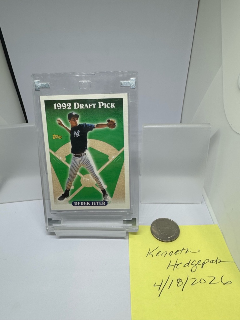 Topps Derek Jeter Baseball Card - Green, Cream